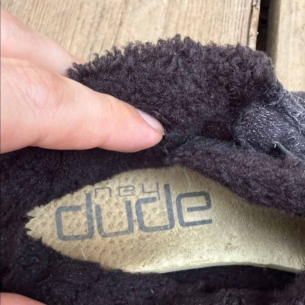 Hey Dude Black Faux Fur Lined Britt Youth Slip-On Shoes Size 12